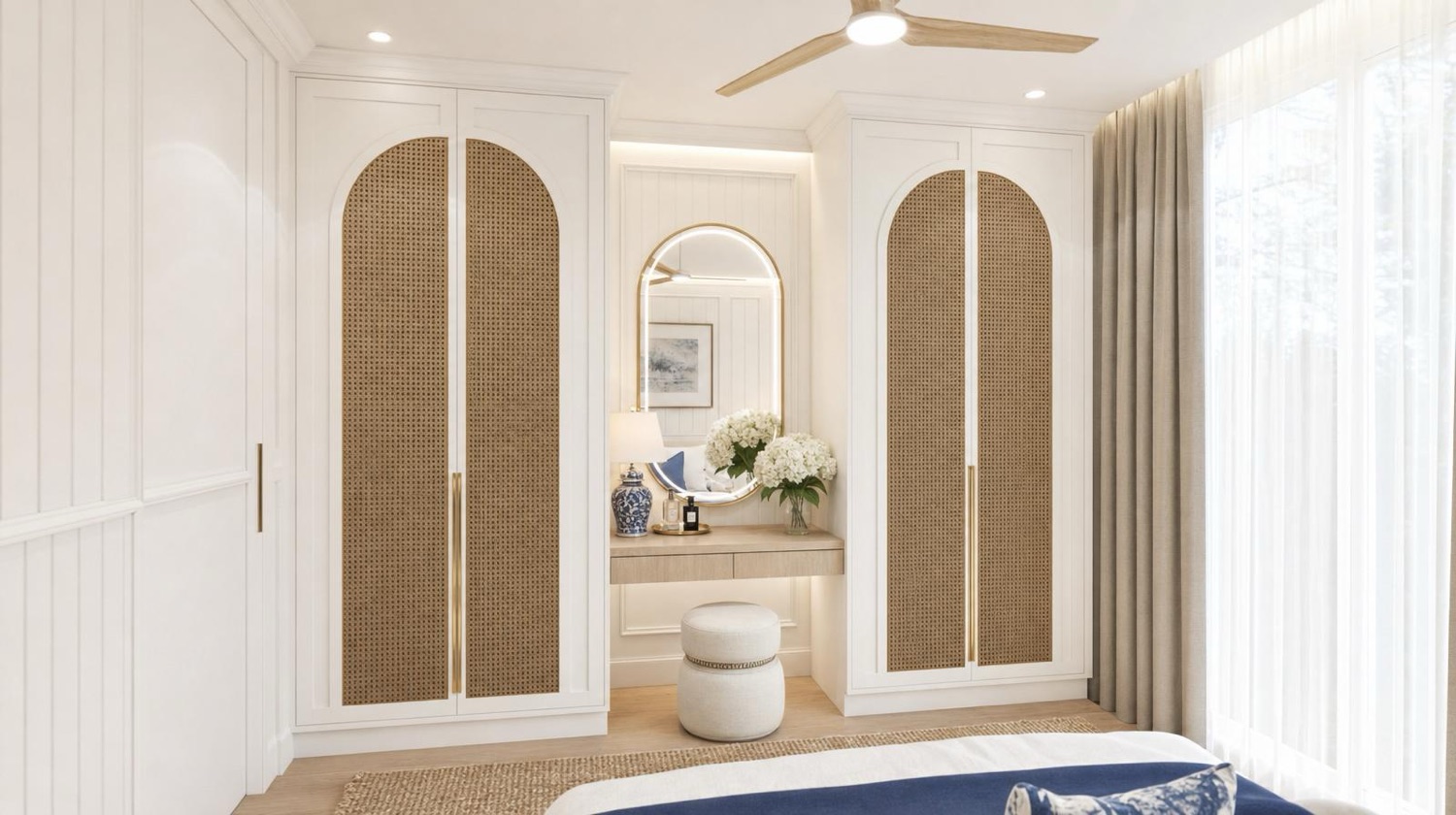 NOMI Hamptons Dressing wall